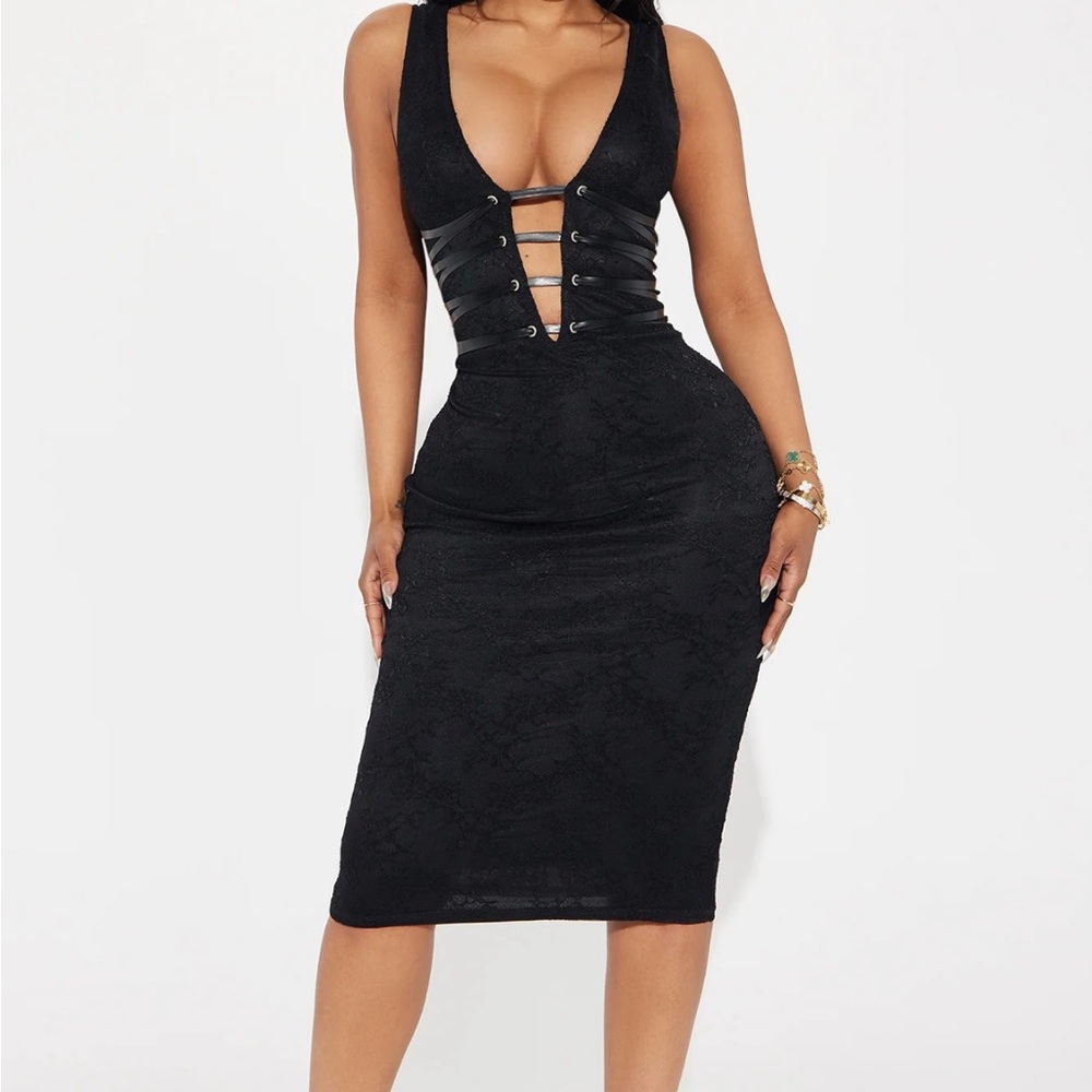 Elegant Black Bodycon Dress
